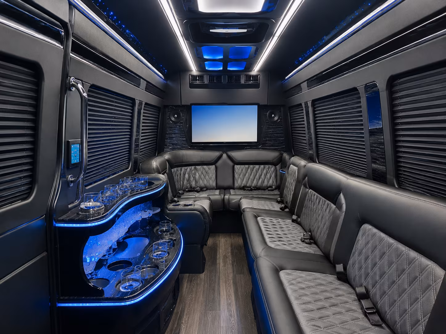 corporate and conference bus rentals in ann arbor