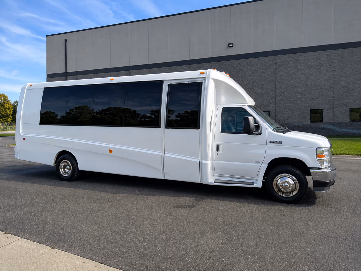employee shuttle buses for ann arbor companies and research parks